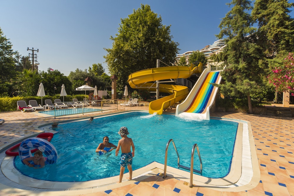 Club Dizalya 29/45