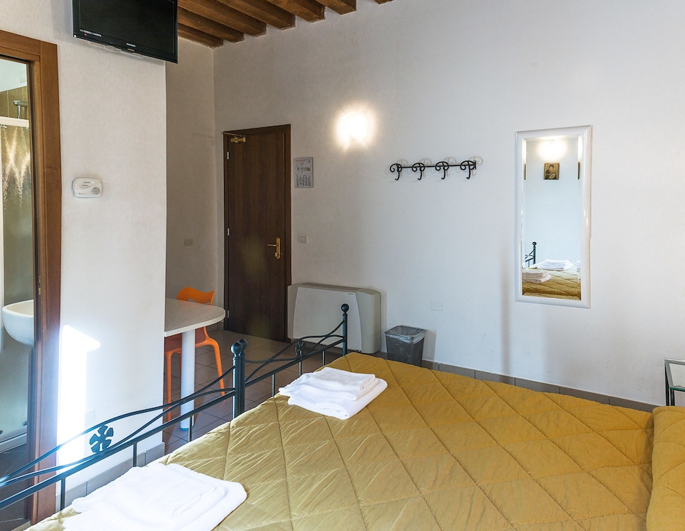 Domus Clugiae 14/41