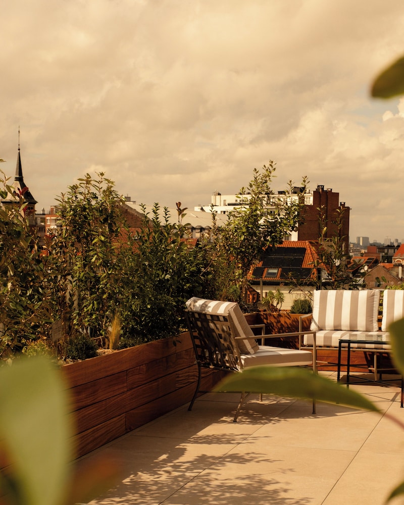 Chelton Hotel Brussels 45/49