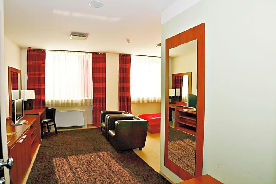 Aston Business Hotel 29/55