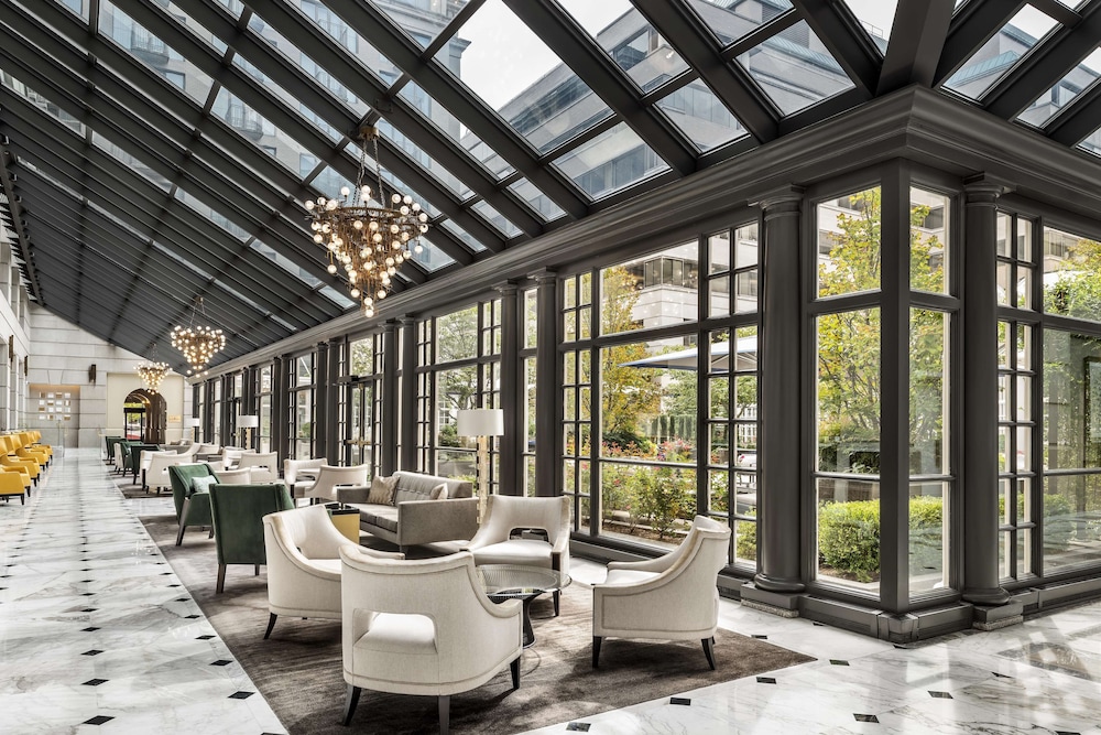 Fairmont Washington D.C. Georgetown 52/72