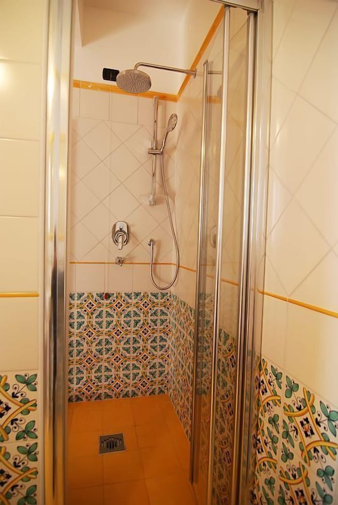 Bella Baia Relais 50/50