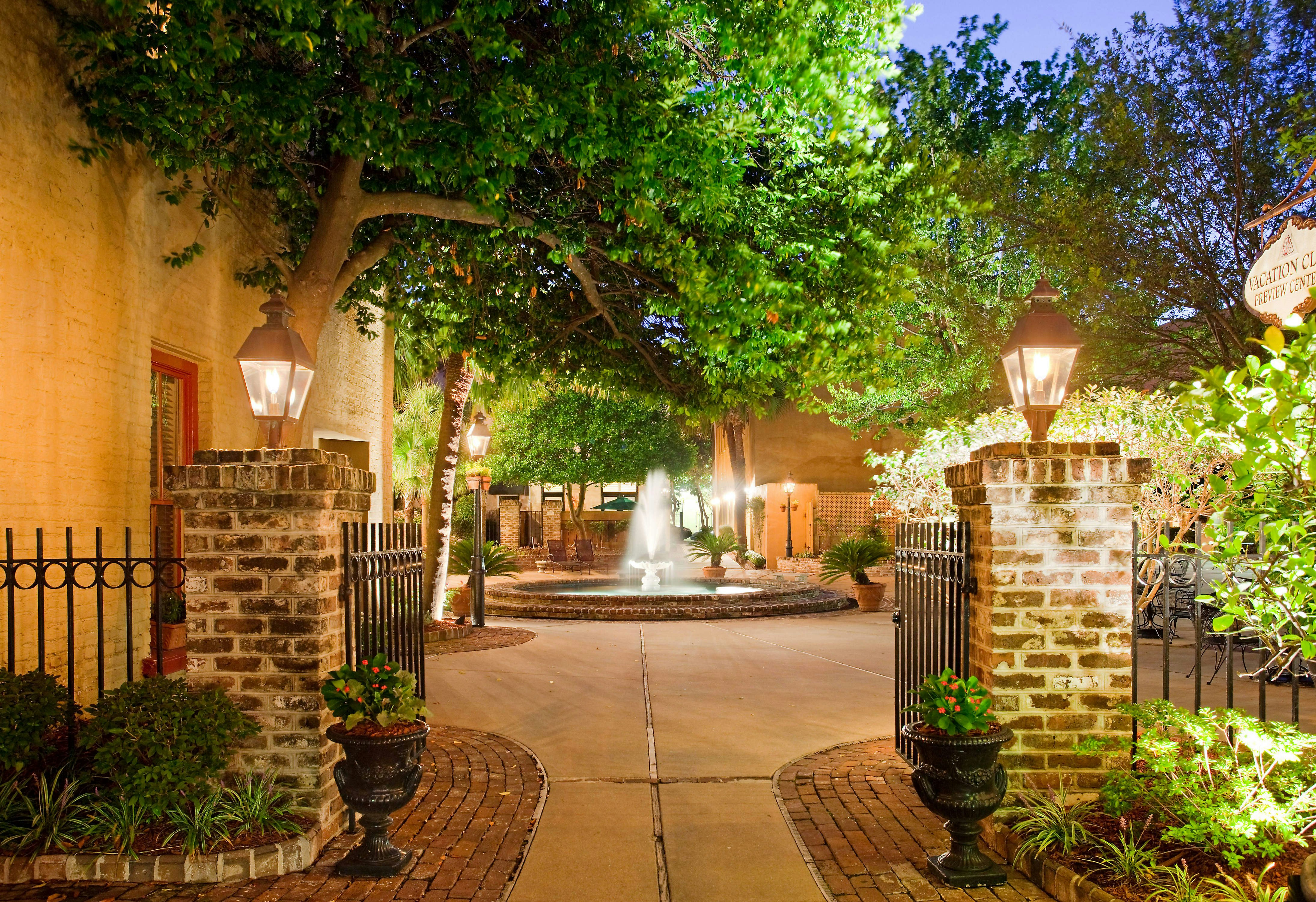 Hilton Vacation Club Lodge Alley Inn Charleston 27/32