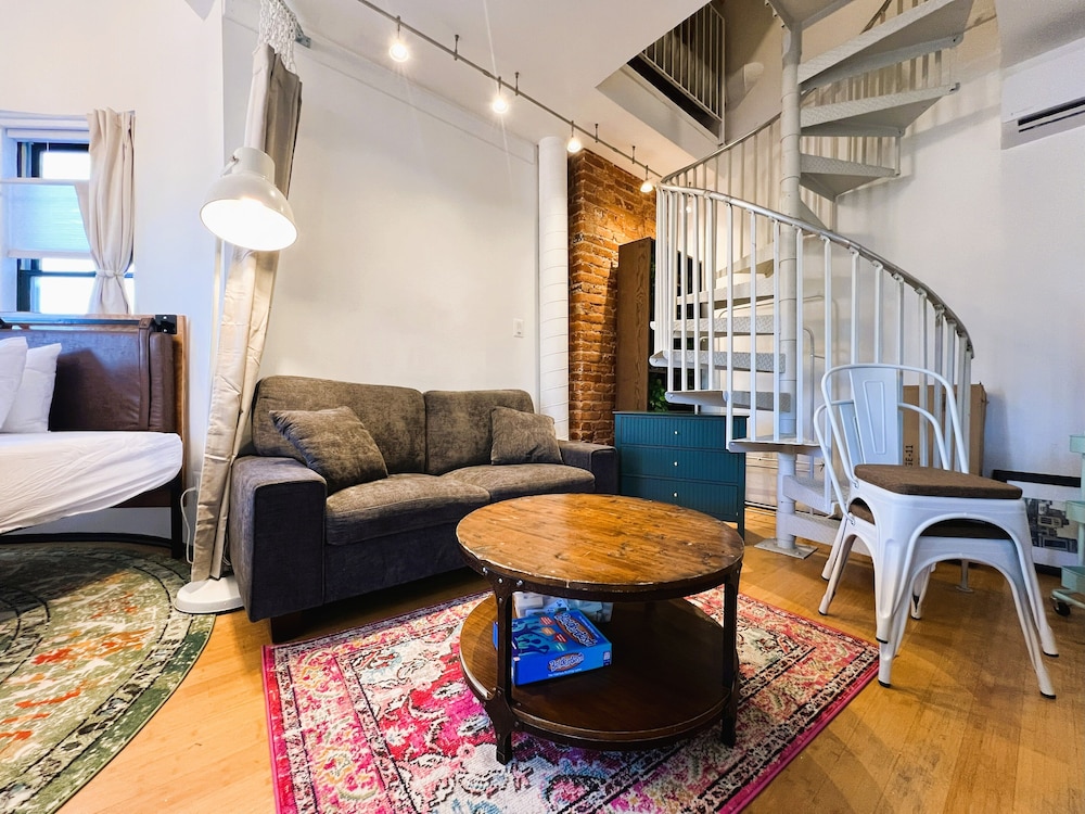 Highroad Hostel Dc 27/48