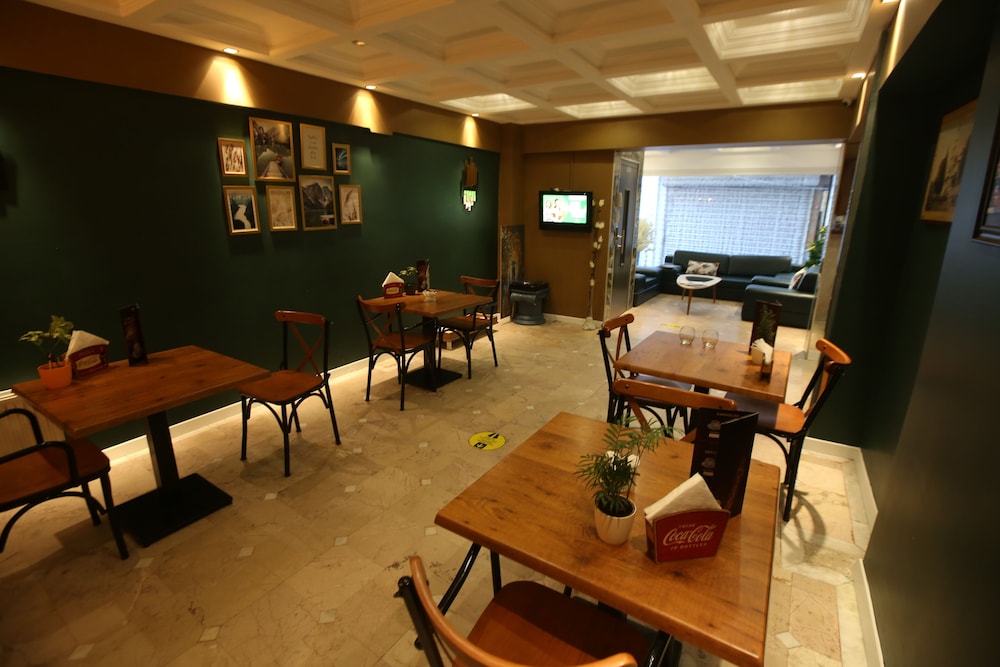 Senyor Garden Hotel 46/50