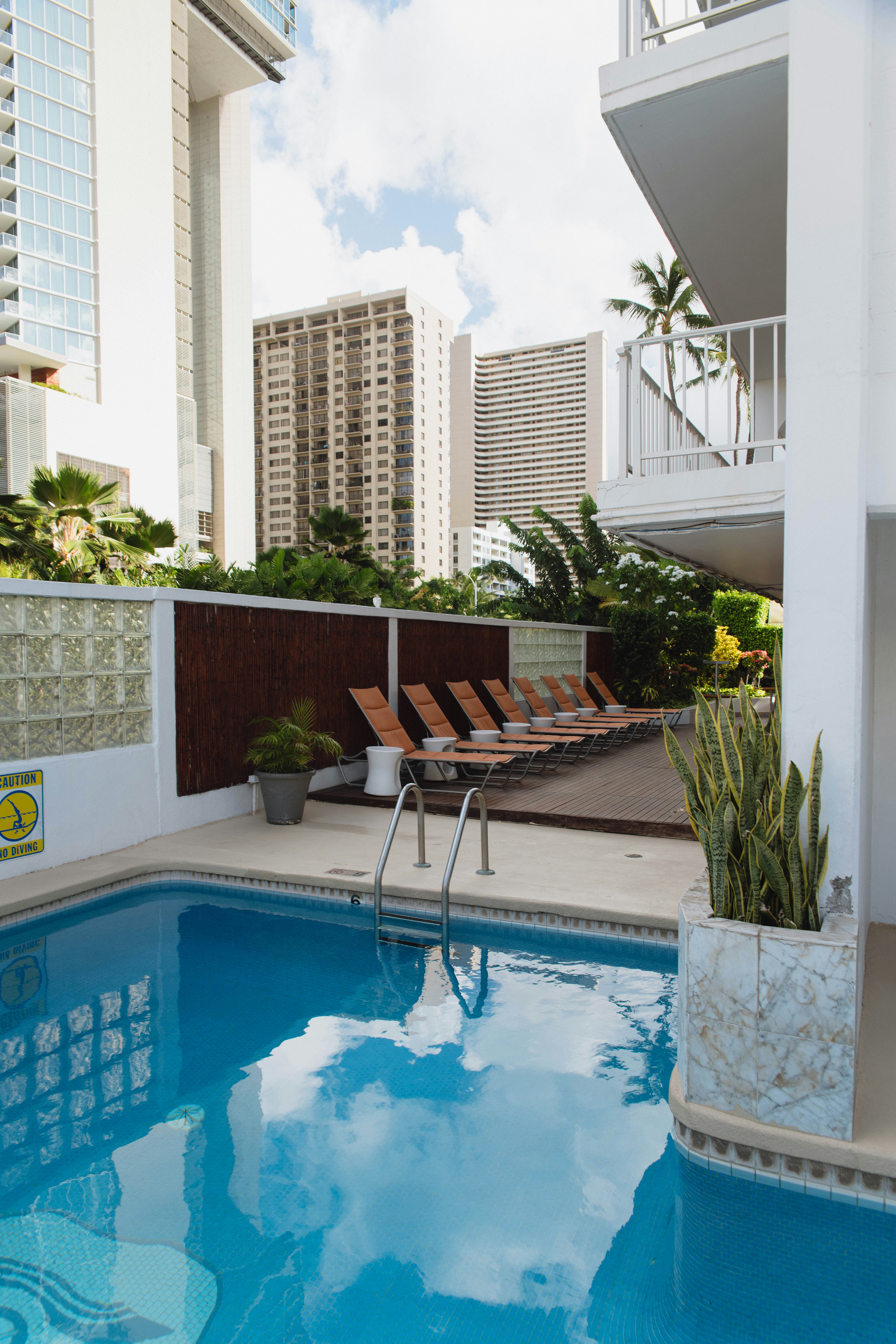 Oasis Hotel Waikiki 18/37