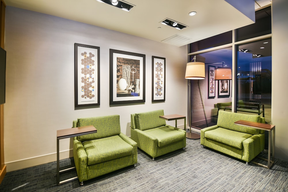 Holiday Inn Express & Suites Lehi Thanksgiving Point 46/58