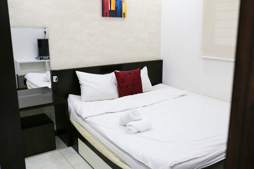 1 BEDROOM, APARTMENT, BALCONY