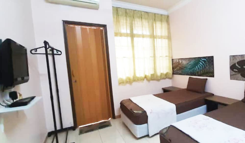 Hotel Budget Sri Bahau 9/25