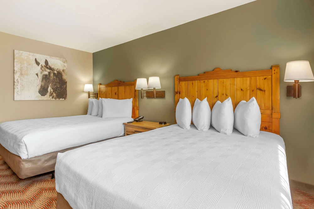 Standard, 2 Queen Beds, Accessible, Best Western Plus Rio Grande Inn 3/5