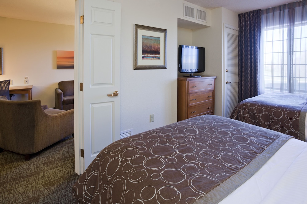 Candlewood Suites Eagan Arpt South - Mall Area, an IHG Hotel 14/68