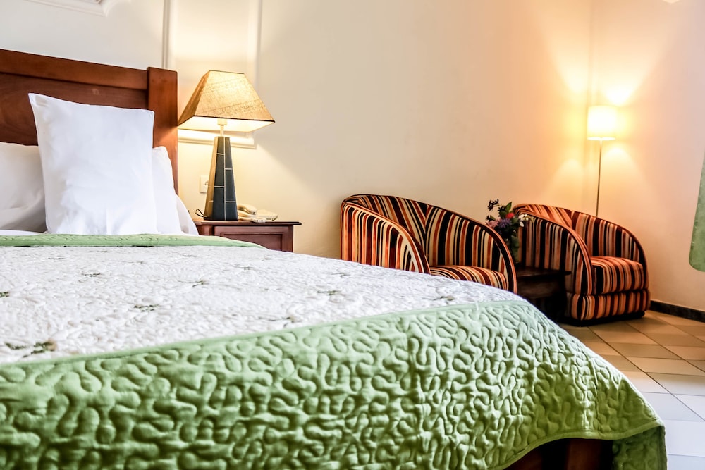 Tchero Hotel 28/29