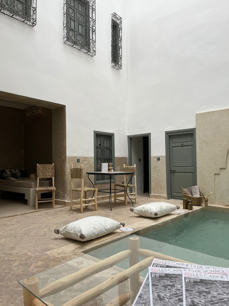 Riad Begonville 49/54