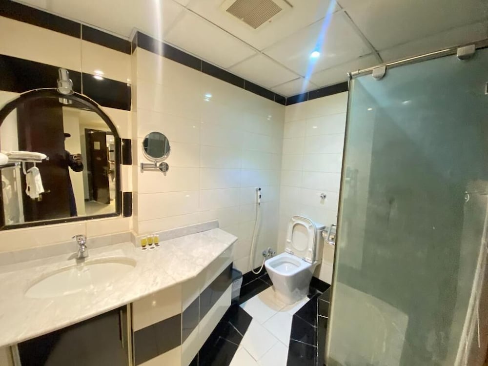 فندق الكرام الفندقية(alkiram hotel) 25/32