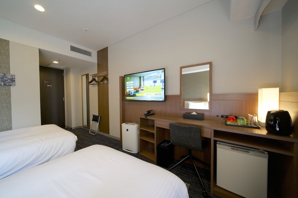 Ibis Styles Tokyo Ginza 16/48