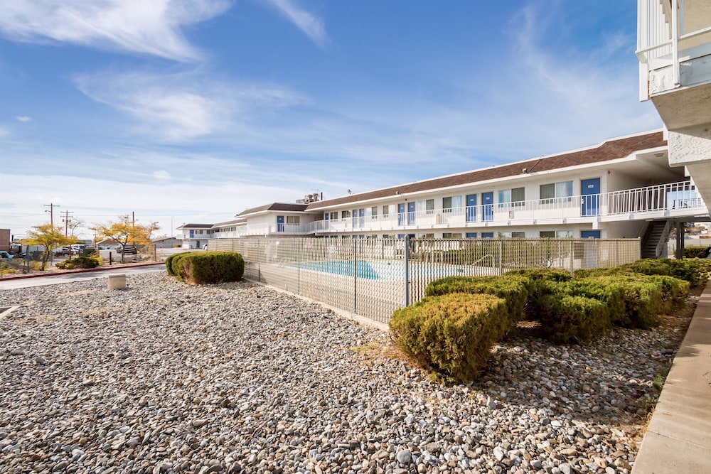 Motel6 Wendover, UT 6/45
