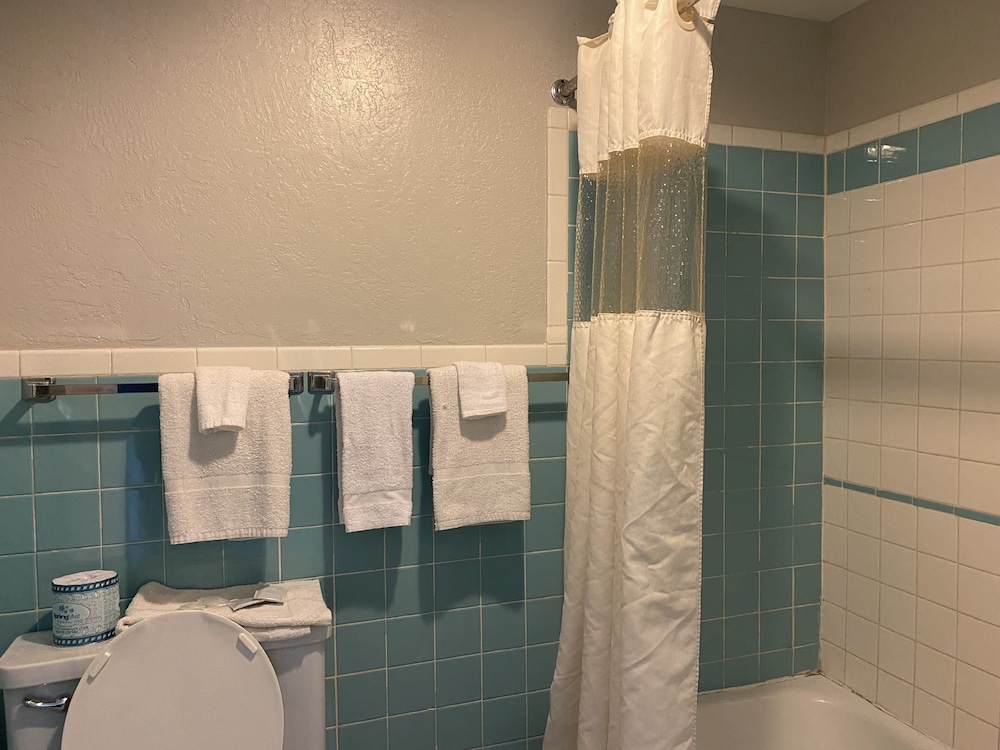 Travelodge by Wyndham Farmington Hwy 64 29/70
