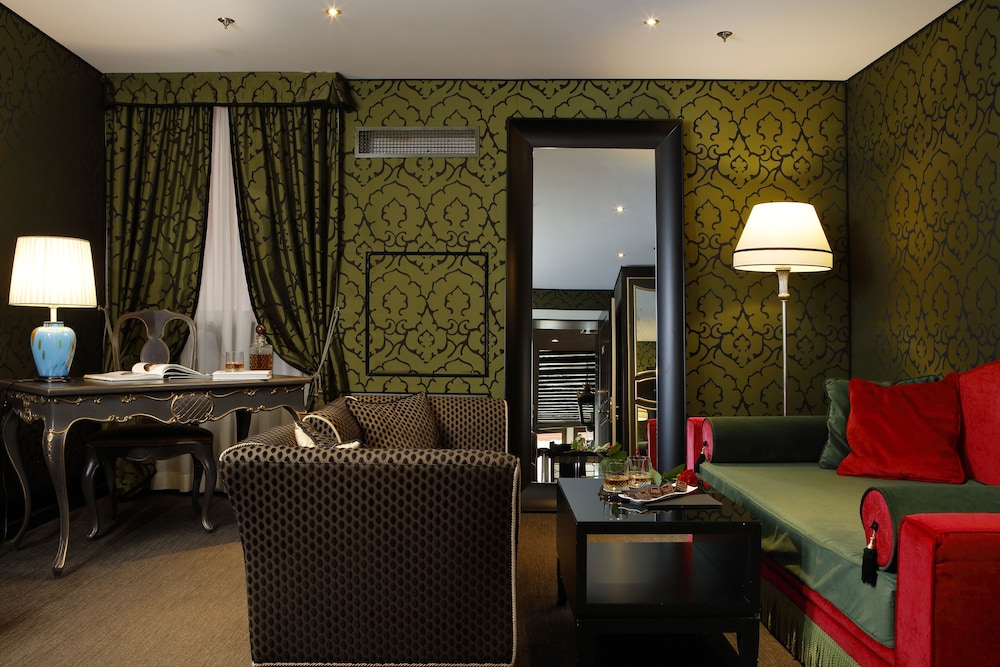 Aqua Palace Hotel 36/51
