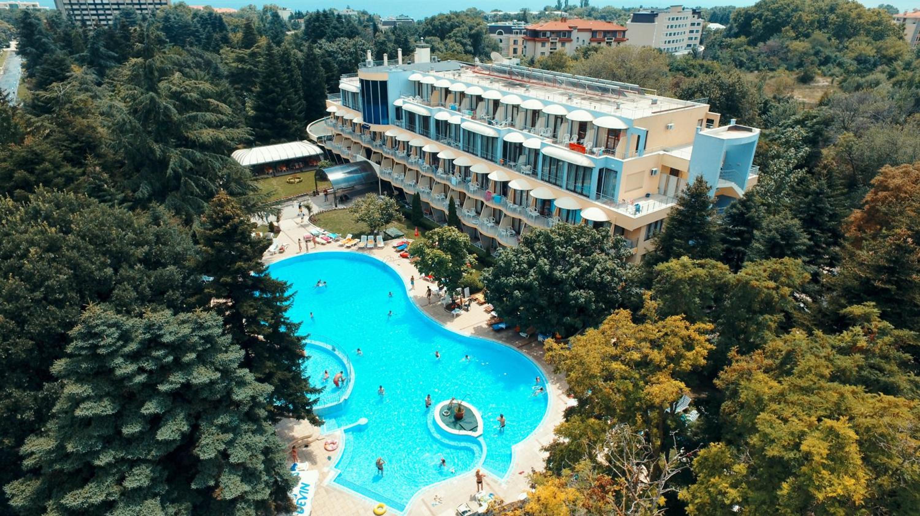 Koral Hotel 6/51