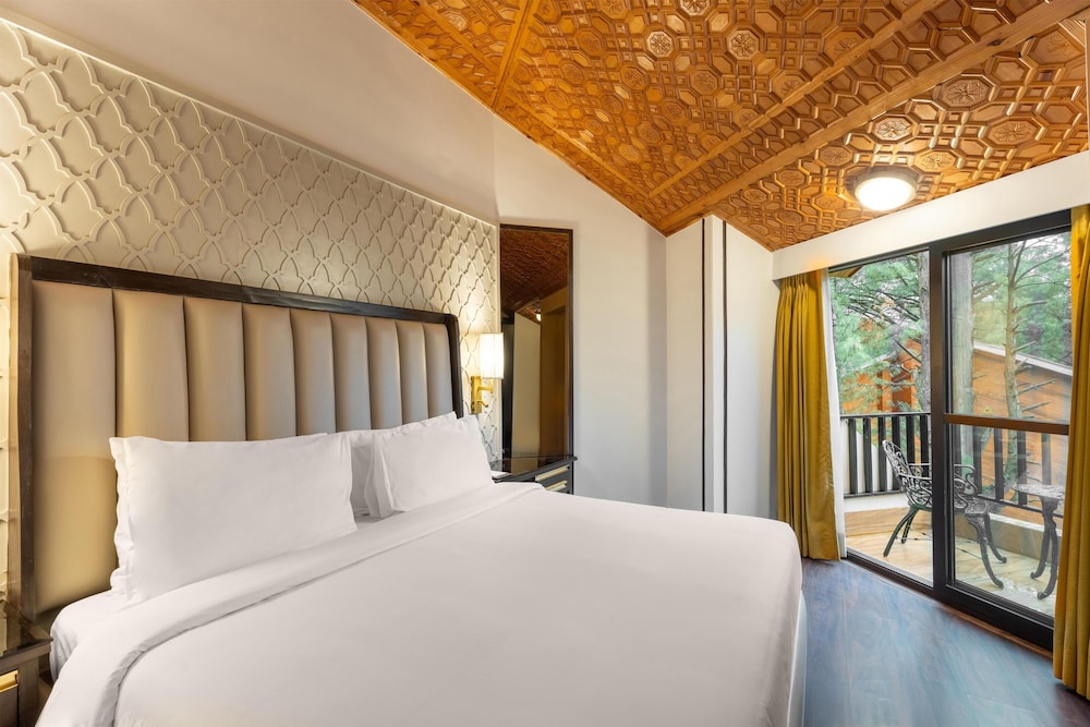 Premium, King Bed, Forest View, Balcony