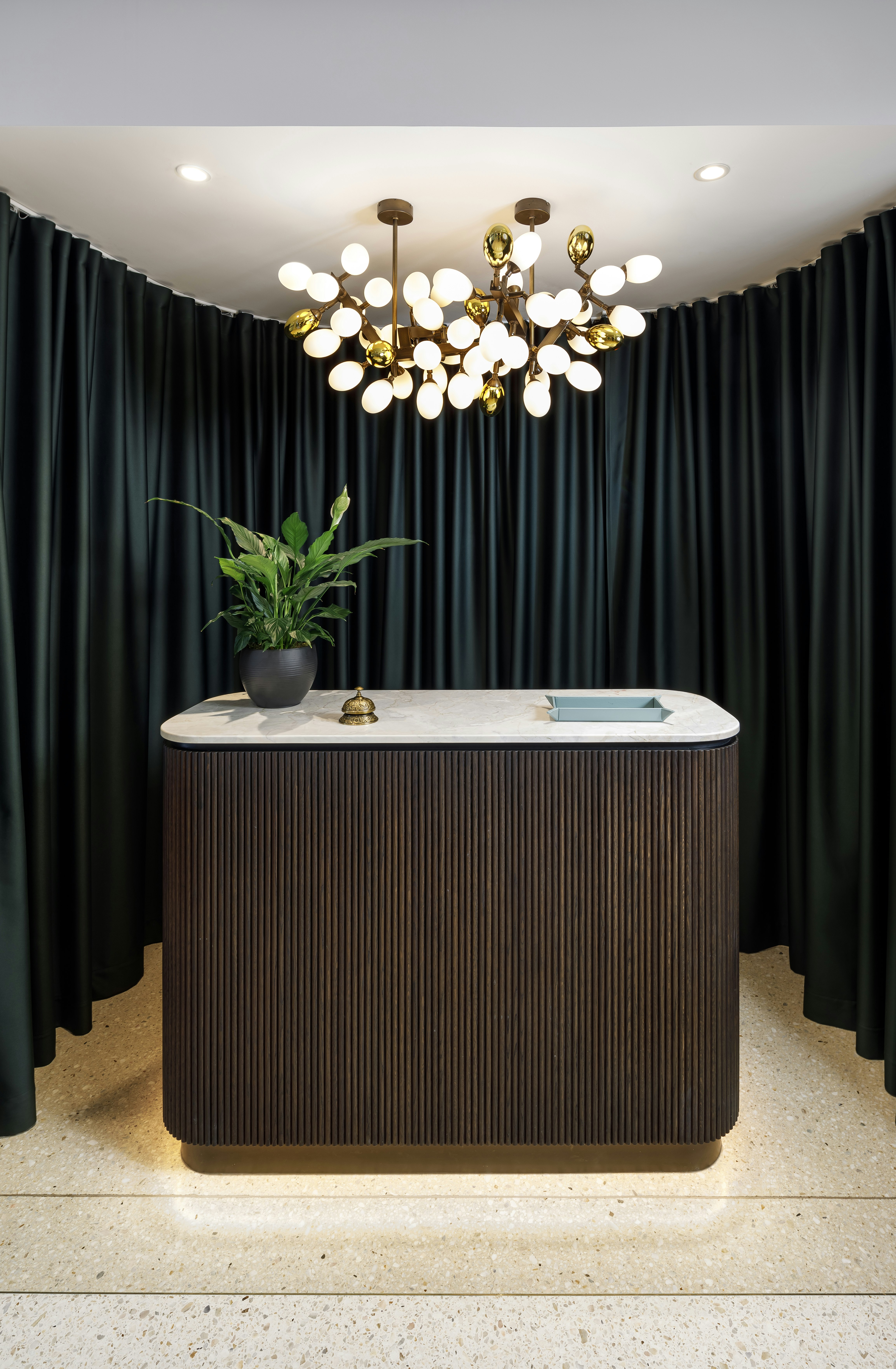 Small Luxury Hotel Ambassador Zurich 2/48