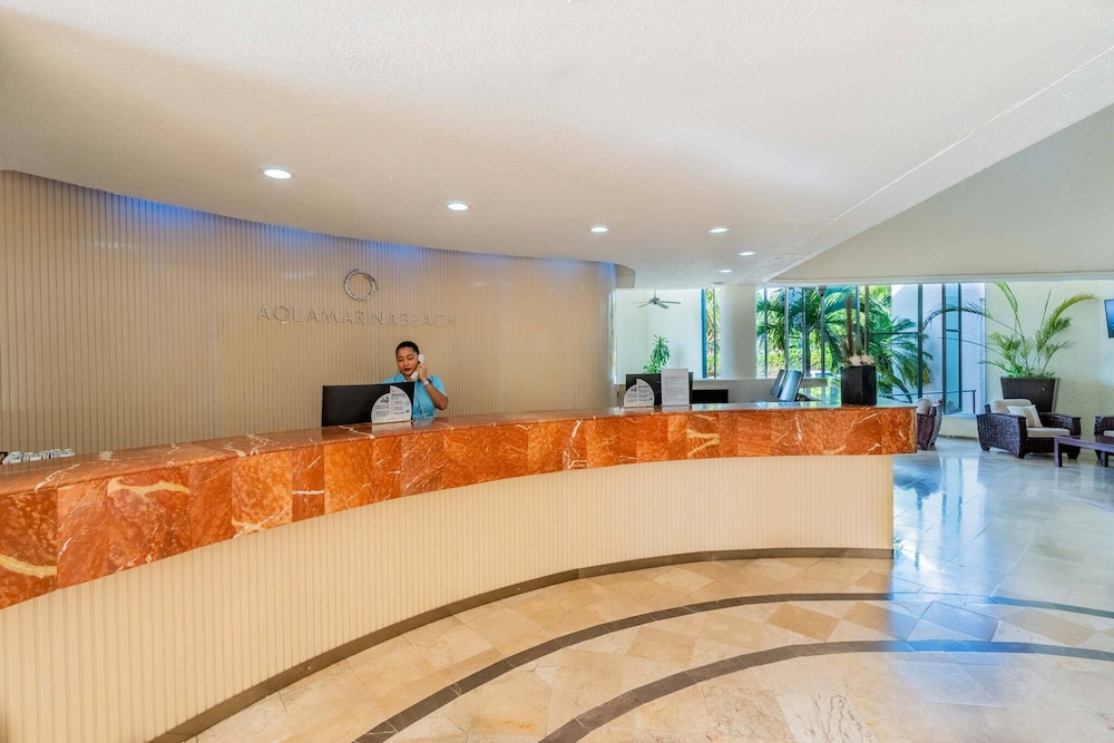 Aquamarina Beach Hotel Cancun 9/63
