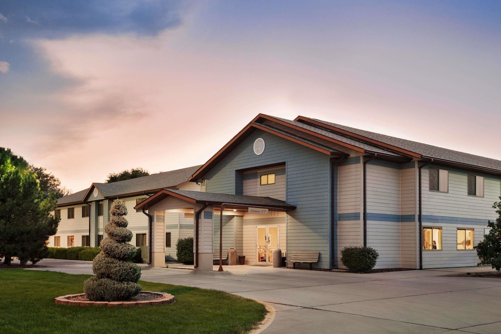 Travelodge by Wyndham Morrill 1/30
