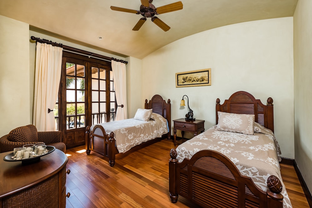 Hacienda Pinilla Vacation Rentals 69/84