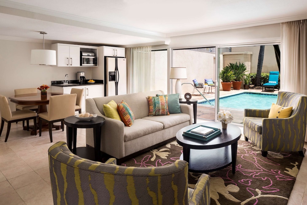 Hyatt Regency Newport Beach Hotel 51/75
