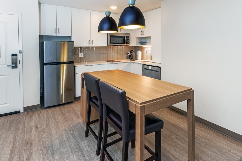 Staybridge Suites Portland 44/47