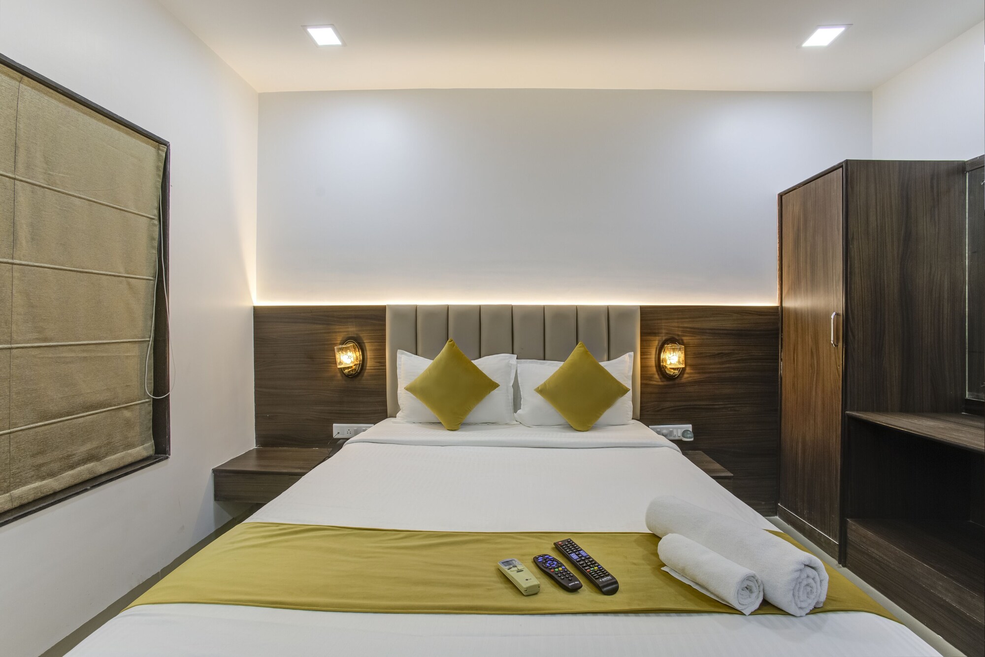 CLASSIC, SINGLE, QUEEN BED, CITY VIEW, ACCESSIBLE
