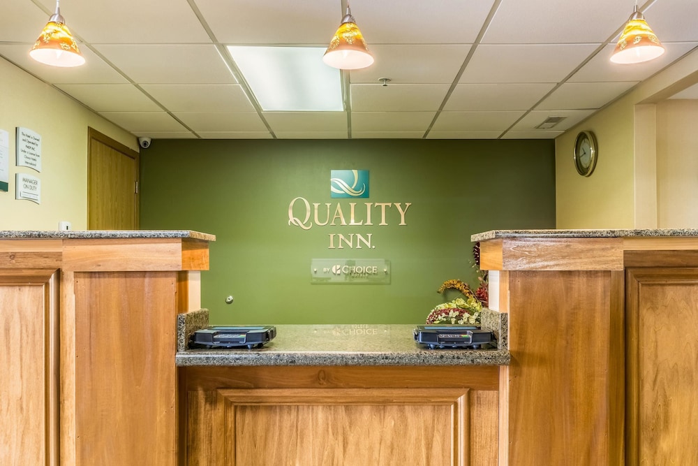 Quality Inn I-74 Batesville 7/41