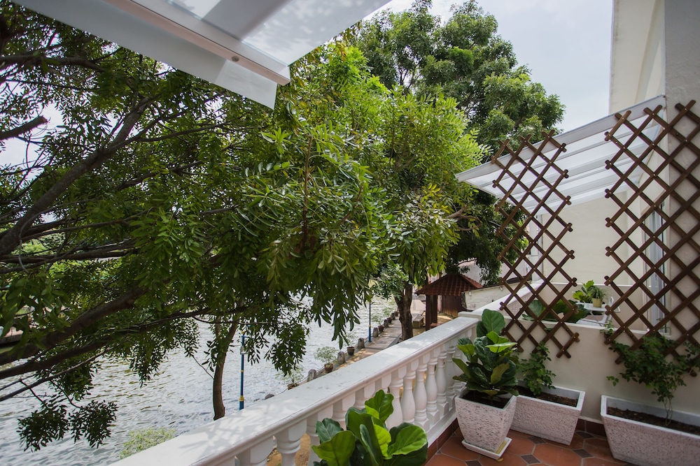Aava Malacca Hotel 42/48