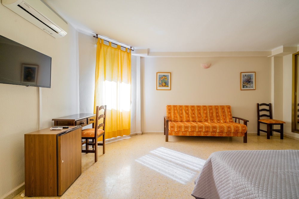 Hotel Velis 29/50