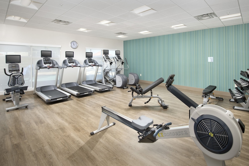 Holiday Inn Express & Suites San Antonio North - Windcrest 21/36