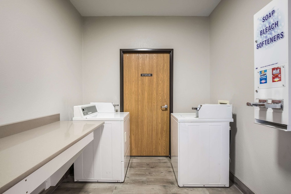 Quality Inn & Suites Lodi I-90 3/39