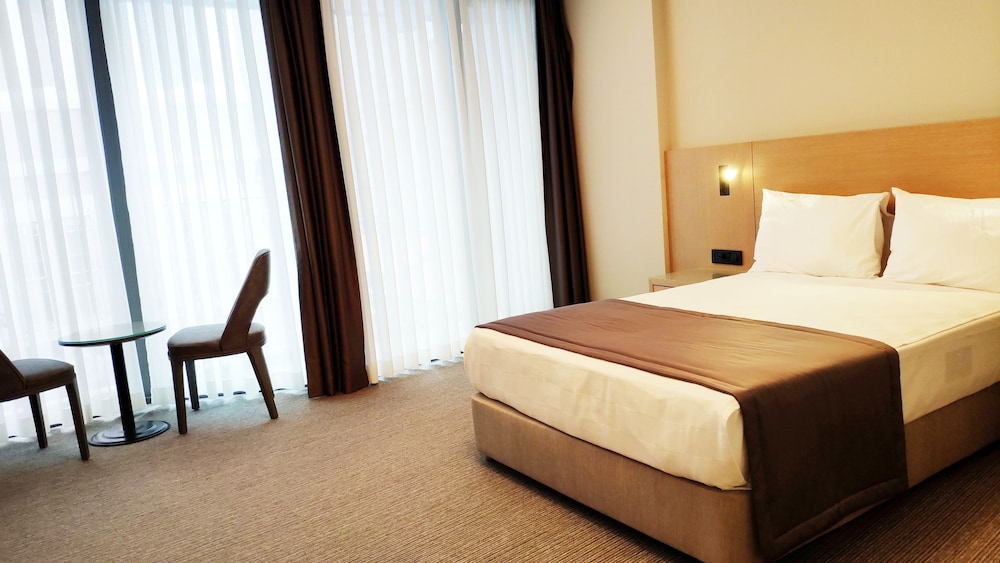 Triada Hotel Karakoy 21/65