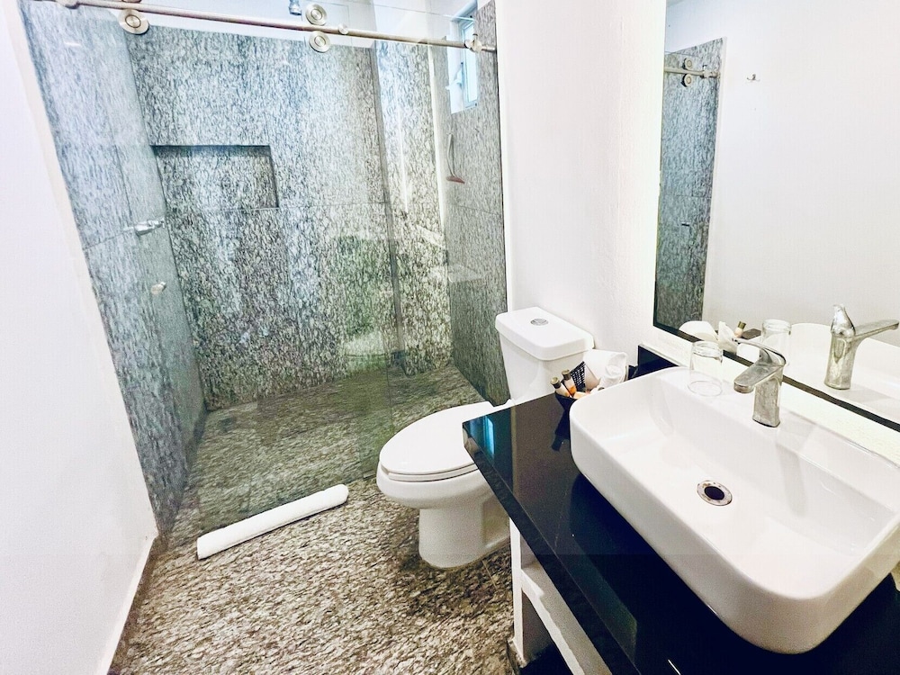 Los Picos Hotel & Suites Bucerias 49/50