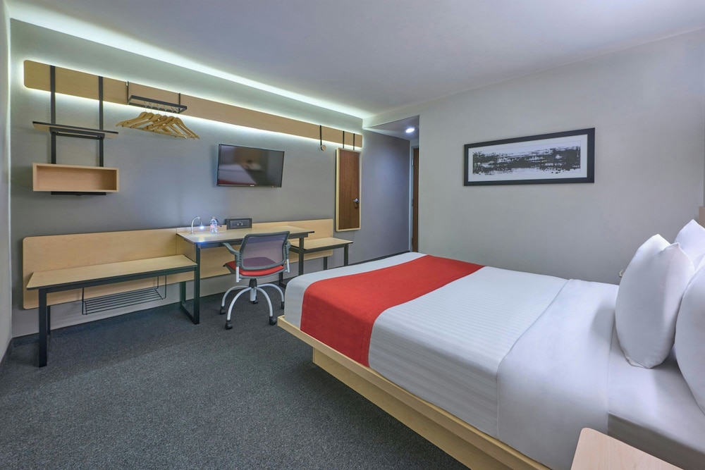City Express by Marriott Ciudad de Mexico Plaza Central 13/50