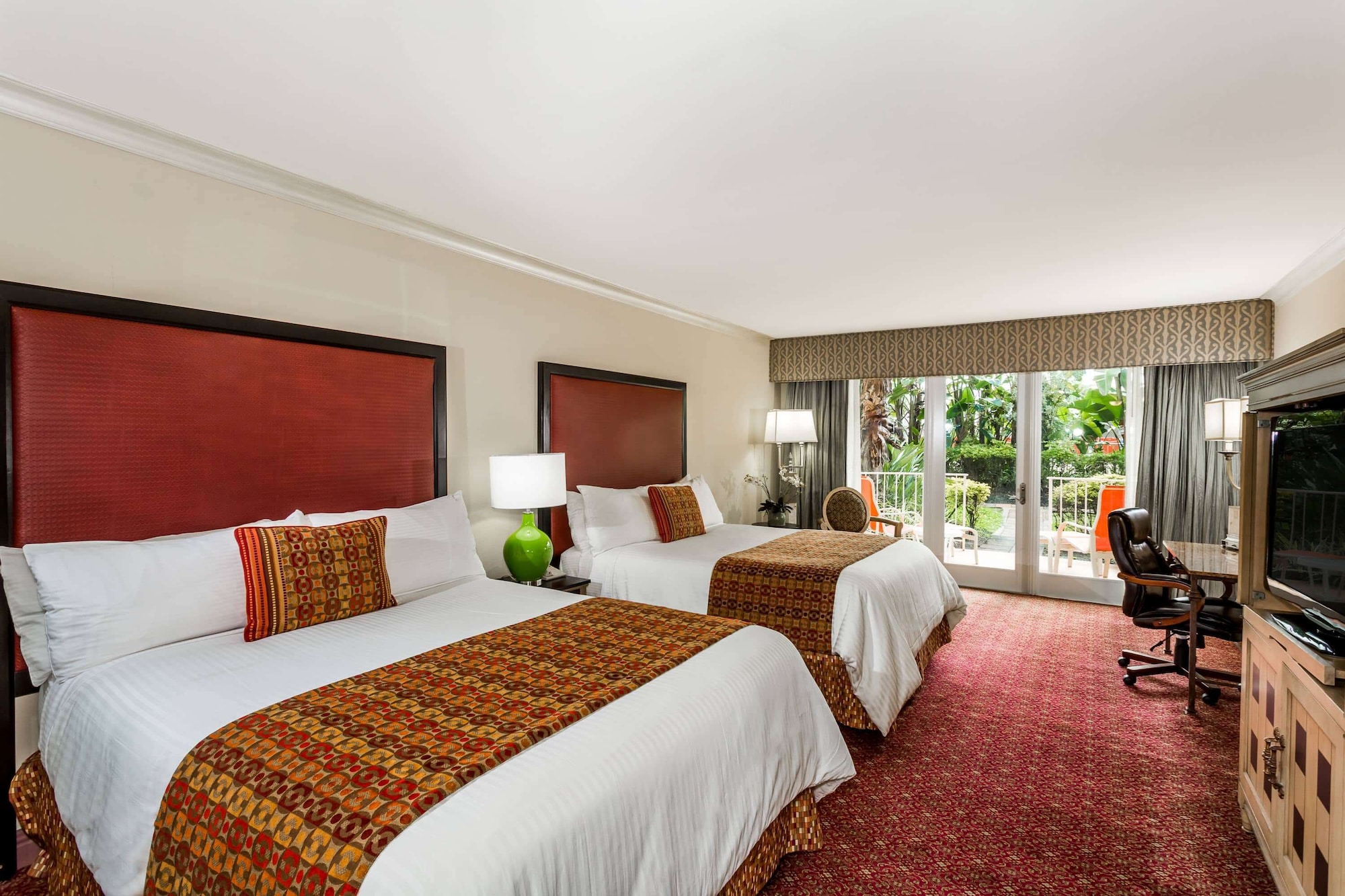 Room, 2 Queen Beds, Bay View, Balcony