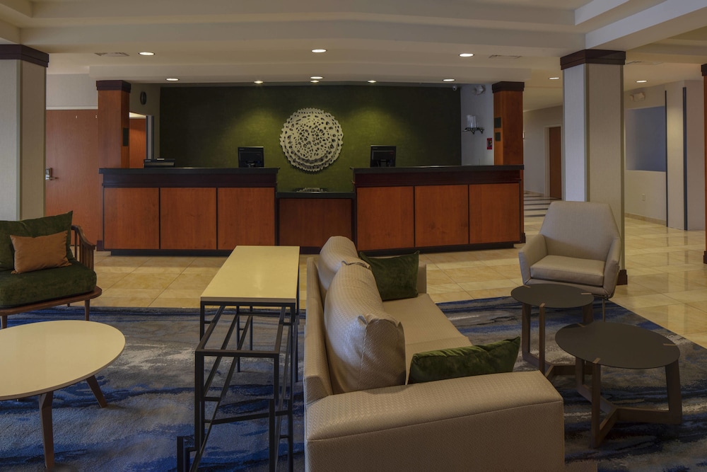Fairfield Inn Suites By Marriott Venice 11/40