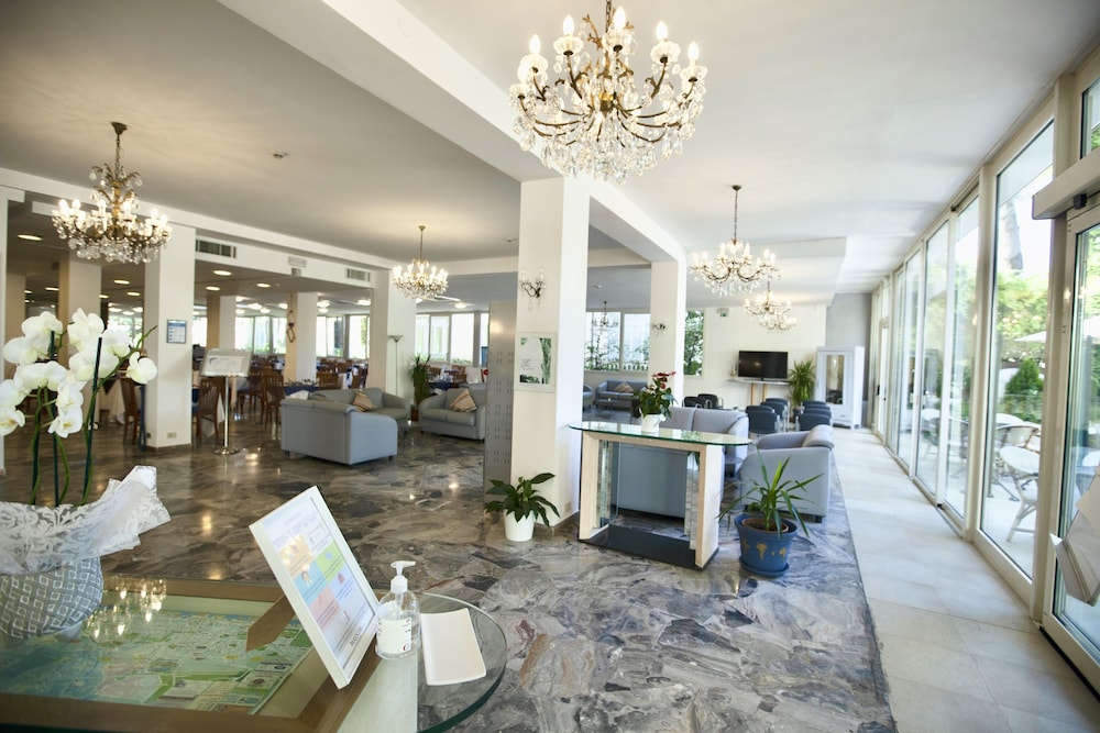 Hotel Maestri 4/50