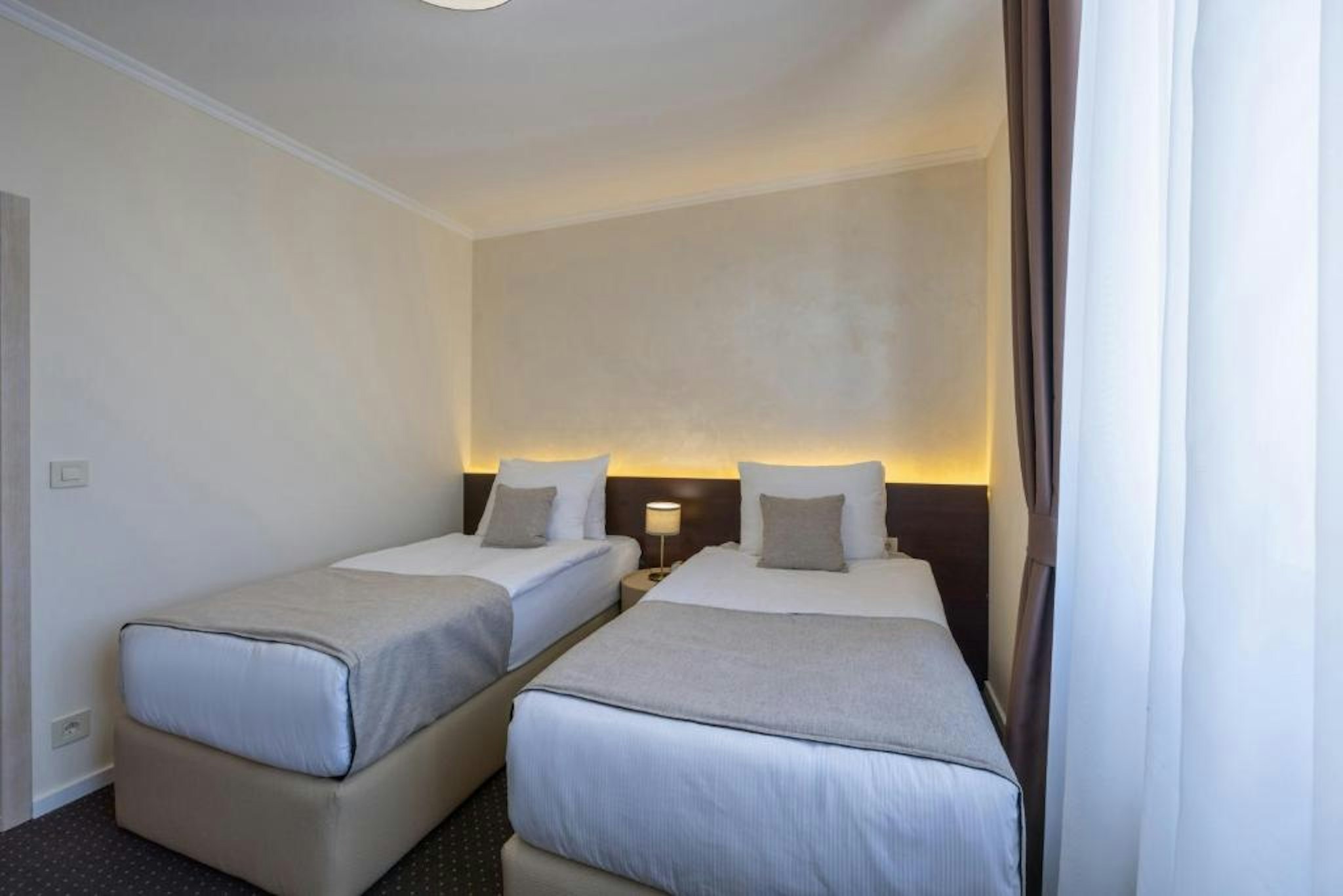 Hotel Nobel West 13/31
