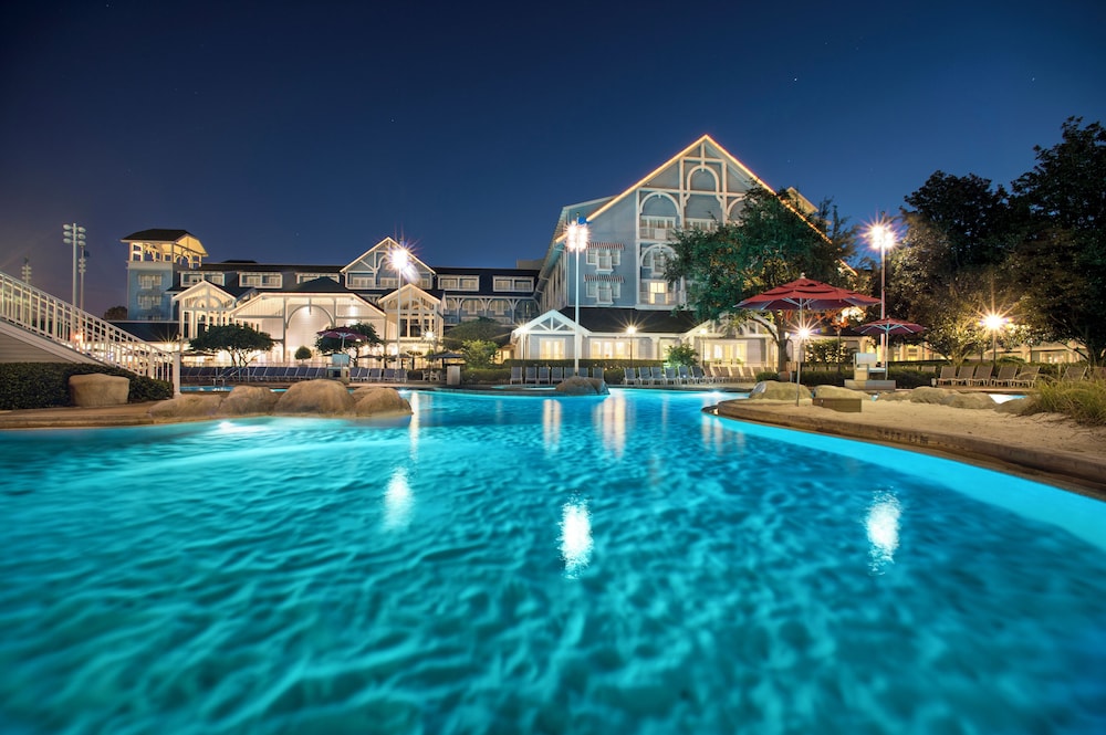 Disneys Beach Club Resort 45/50