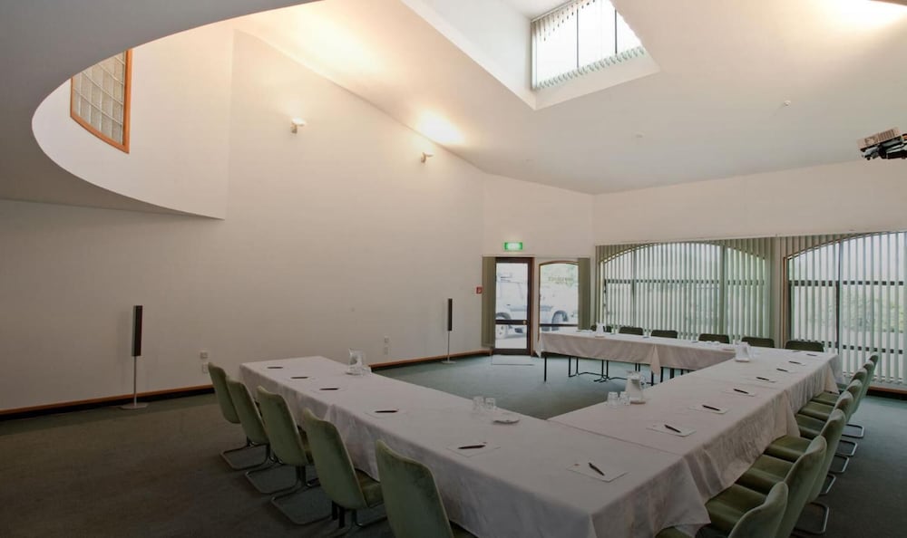 Distinction Mackenzie Country Hotel Twizel 48/57