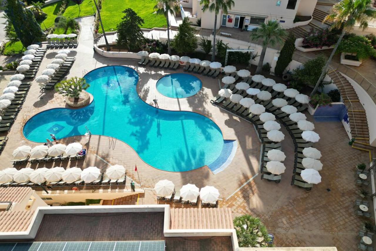 Invisa Hotel Club Cala Blanca 41/44