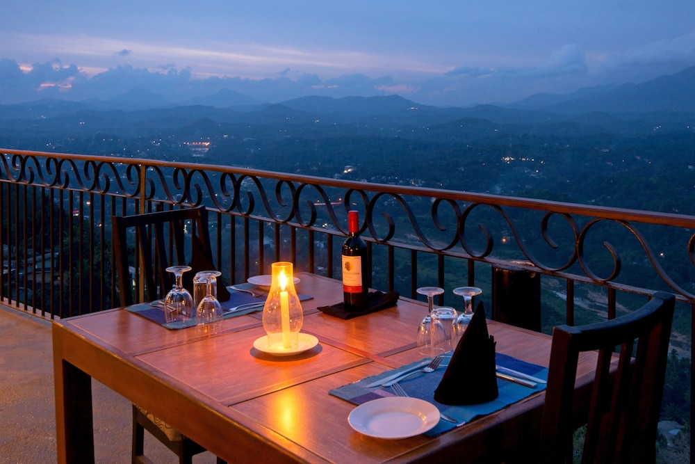Ceyloni Panorama Resort 47/59
