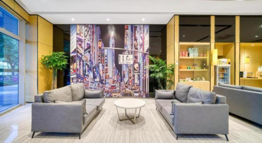 IU Hotel (Suzhou Dushu Lake Moon Bay Metro Station) 40/54