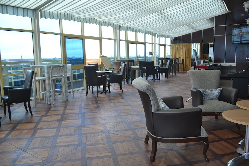 Noubou International Hotel 46/50