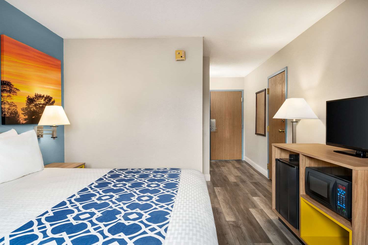 Days Inn by Wyndham Canastota/Verona 16/52